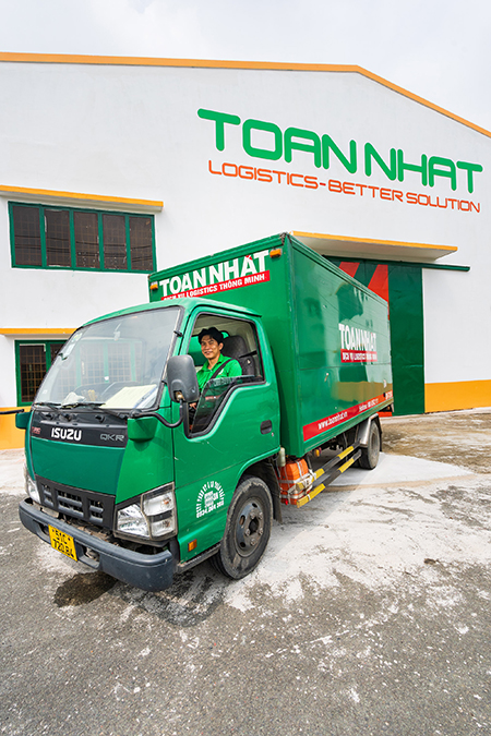 Dịch vụ cho thuê kho bãi - Toàn Nhất Logistics - Công Ty CP Toàn Nhất Logistics